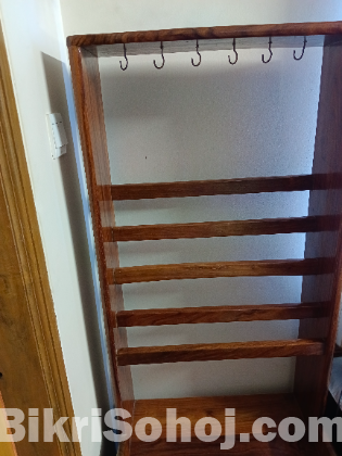 Multipurpose ulna + bookshelf